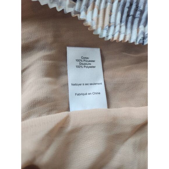 ASTR the Label Rue Top in Peach & Grey Floral | Size XS - Picture 8 of 8